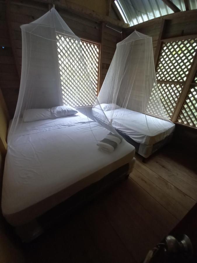 Casa Manati Hotel Livingston Bagian luar foto